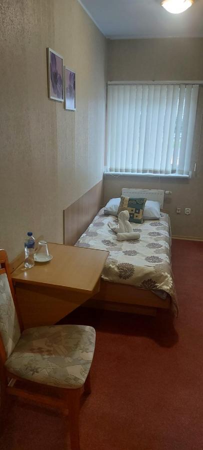 Motel Pauza à Tarnowo Podgórne Extérieur photo