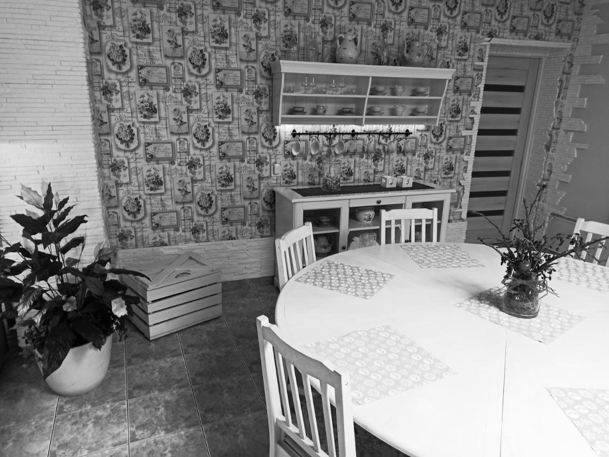 Motel Pauza à Tarnowo Podgórne Extérieur photo